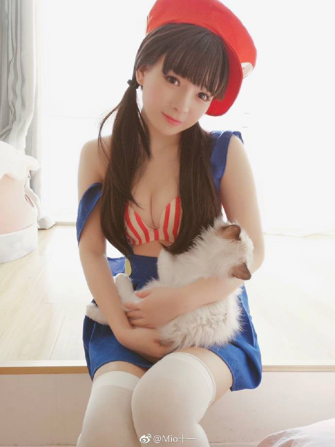 图片[3]_Coser Moi十一在《超级马里奥》中化身可爱的马里奥_萌VLOG
