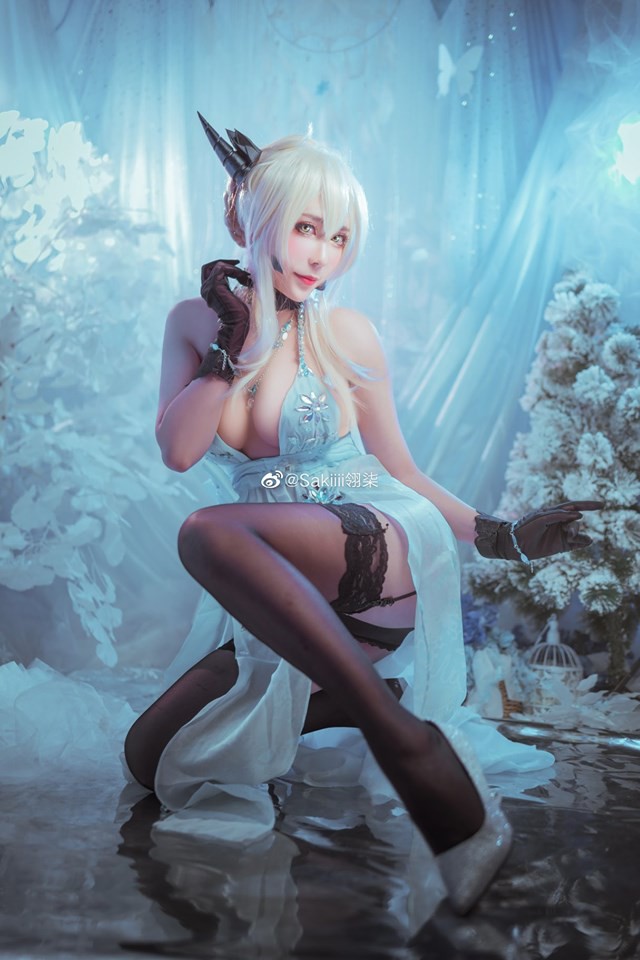 图片[4]_Coser Sakiiii翎柒惊艳cos《Fate/Grand Order》中的阿尔托莉雅_萌VLOG