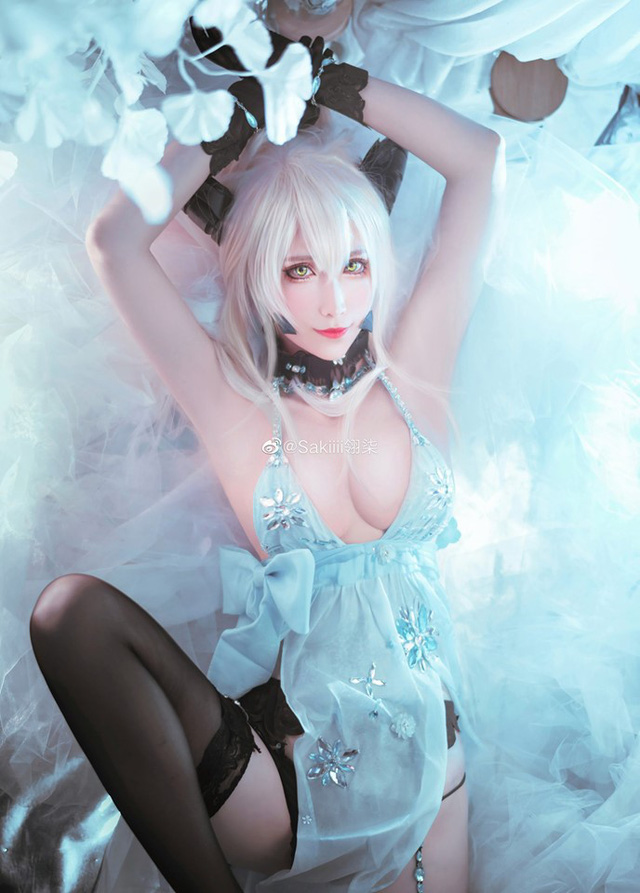 图片[6]_Coser Sakiiii翎柒惊艳cos《Fate/Grand Order》中的阿尔托莉雅_萌VLOG