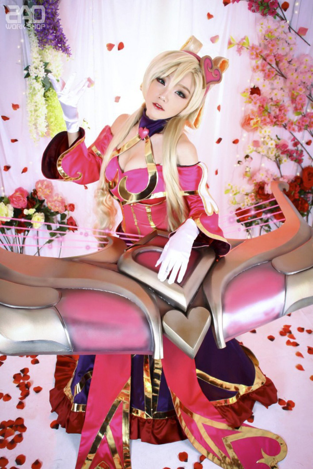 韩国coser Aza Miyuko 演绎《英雄联盟》性感索娜_萌VLOG