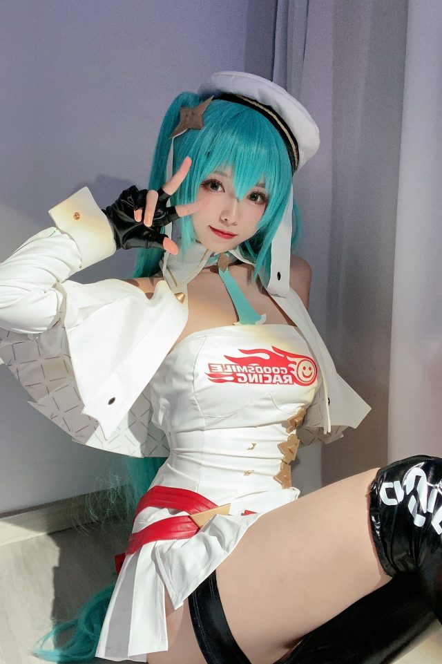 图片[2]_大大卷、小卷Cos Racing Miku 2023_萌VLOG