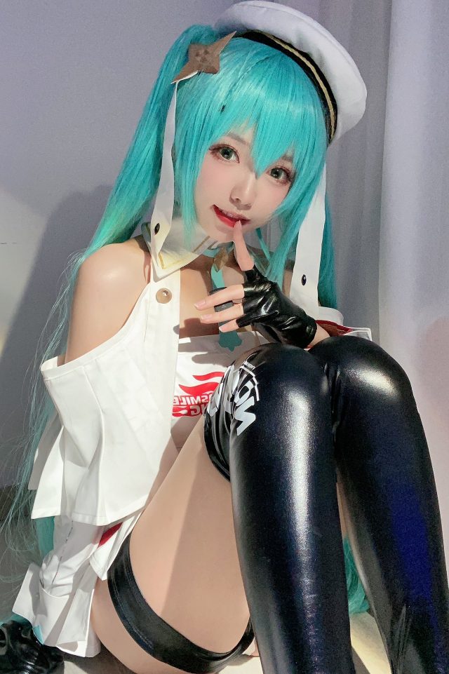 图片[3]_大大卷、小卷Cos Racing Miku 2023_萌VLOG