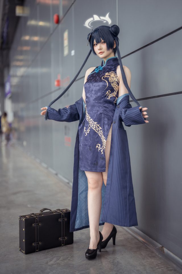 屿鱼cos《蔚蓝档案》妃咲，完美演绎倾倒众生！_萌VLOG