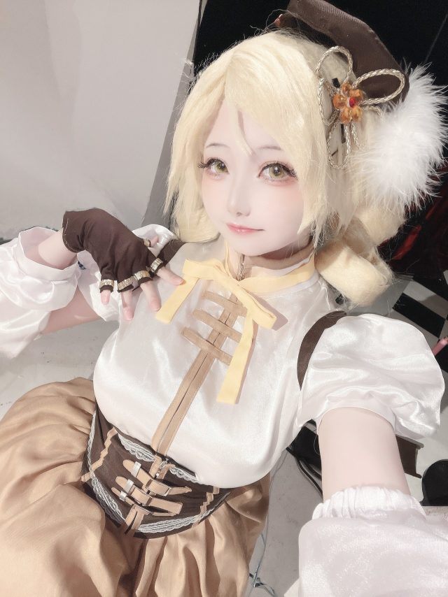 图片[4]_花崎Makura cos《魔法少女小圆》巴麻美：甜萌萝莉战士_萌VLOG
