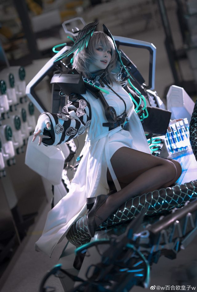 图片[2]_w百合欧皇子w演绎《明日方舟》霍尔海雅，绝美风采闪耀全场_萌VLOG