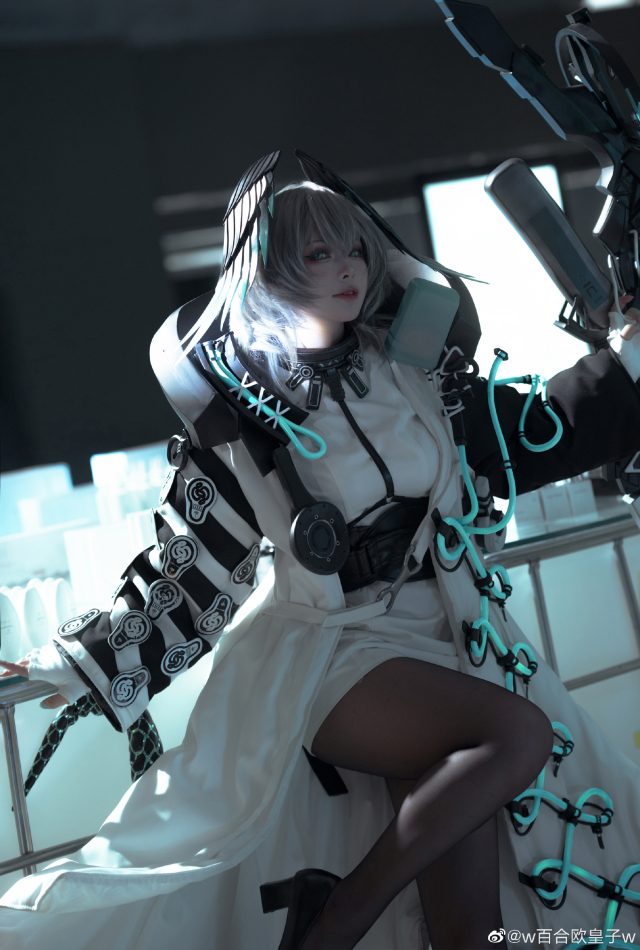 图片[3]_w百合欧皇子w演绎《明日方舟》霍尔海雅，绝美风采闪耀全场_萌VLOG