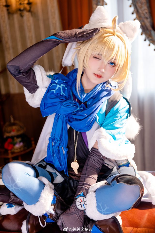 图片[3]_关关之猪cos《崩坏：星穹铁道》玲可，冰雪之美令人沉醉_萌VLOG