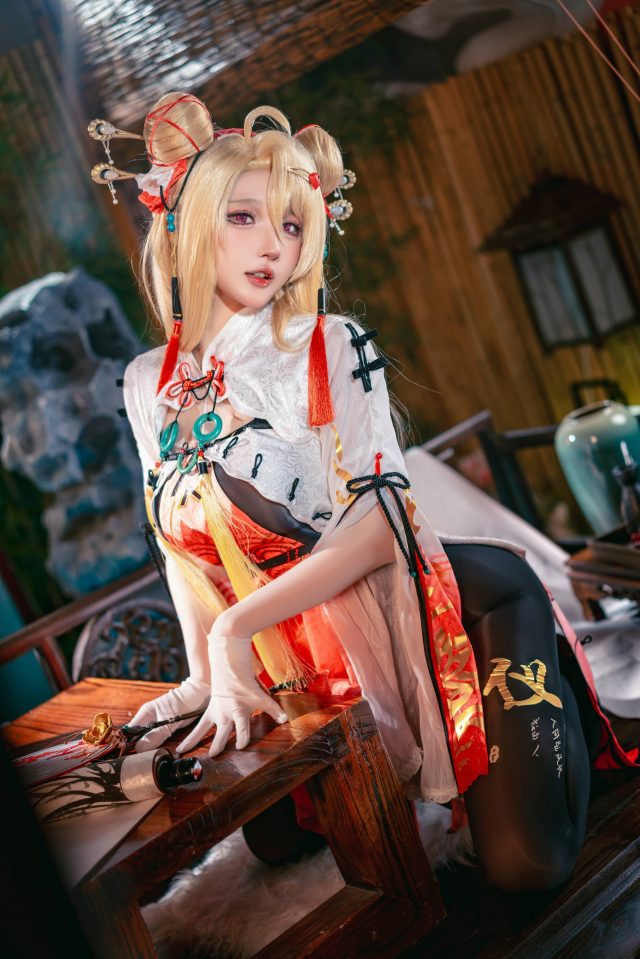 图片[2]_阿包兔娘·交错战线COS：展现咎瓦尤斯的魅力_萌VLOG