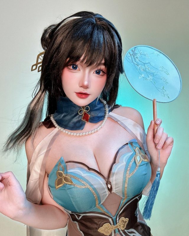 小鱼KIKO星穹铁道COS：展现阮·梅性感与可爱魅力_萌VLOG