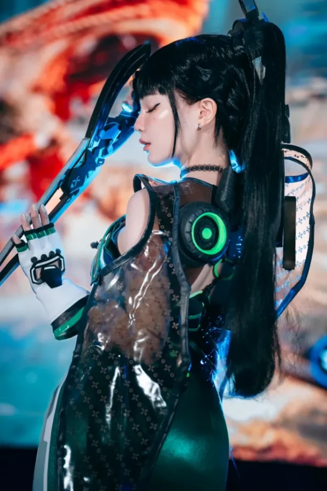 图片[6]_Malaysia Cosplay：Le Josette惊艳复刻《剑星》伊芙角色，点燃狂热粉丝热情_萌VLOG