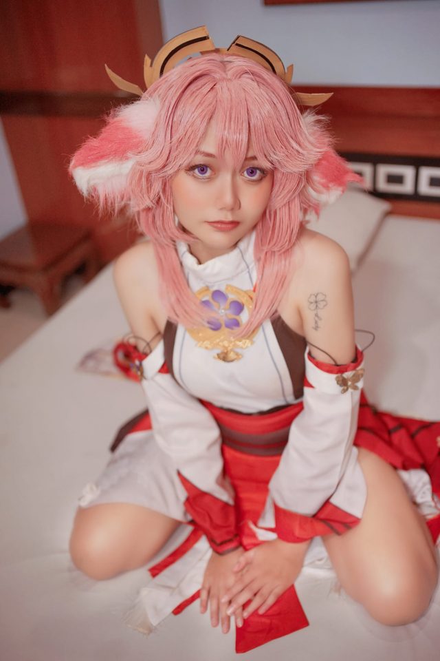 图片[4]_雪猫Yuki COS八重神子：巫女的可爱与性感_萌VLOG