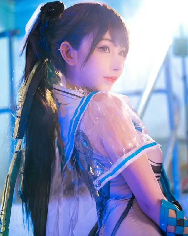 图片[6]_性感与坚韧的融合：韩国coser Zoe_So演绎剑星·伊芙_萌VLOG
