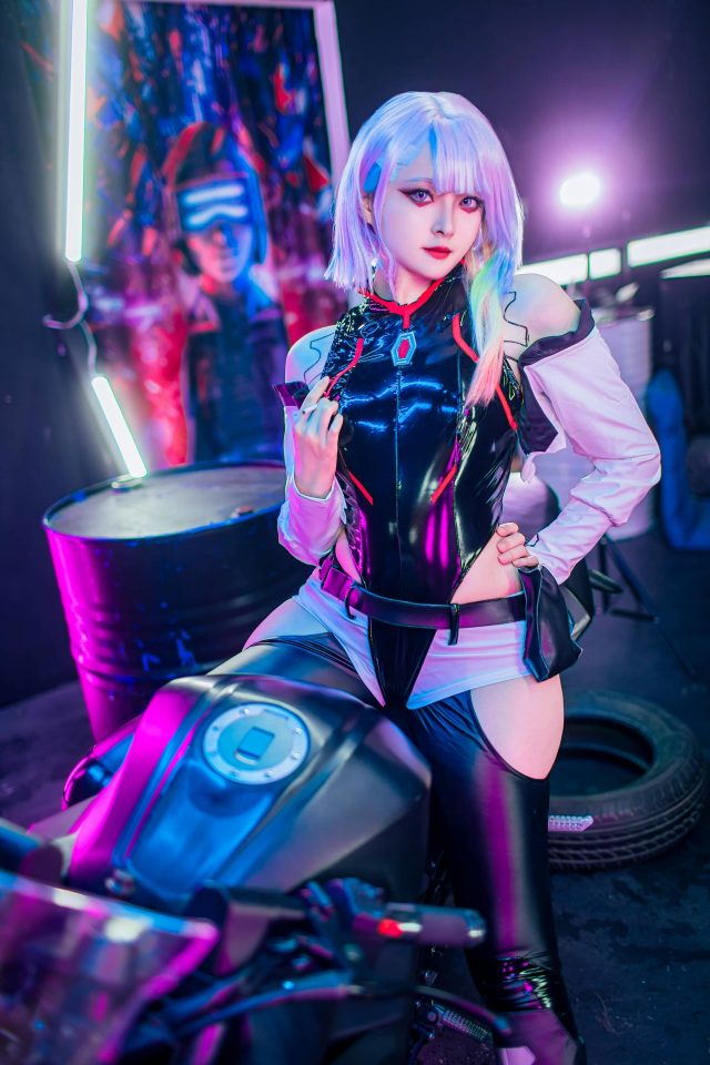 图片[3]_夏夏子cosplay：展现未来女神的性感与炫酷风姿_萌VLOG
