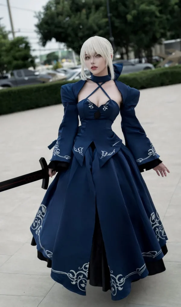 图片[2]_高贵 sexy 的完美诠释：泰国coser Ahri 演绎 FGO 阿尔托莉雅_萌VLOG