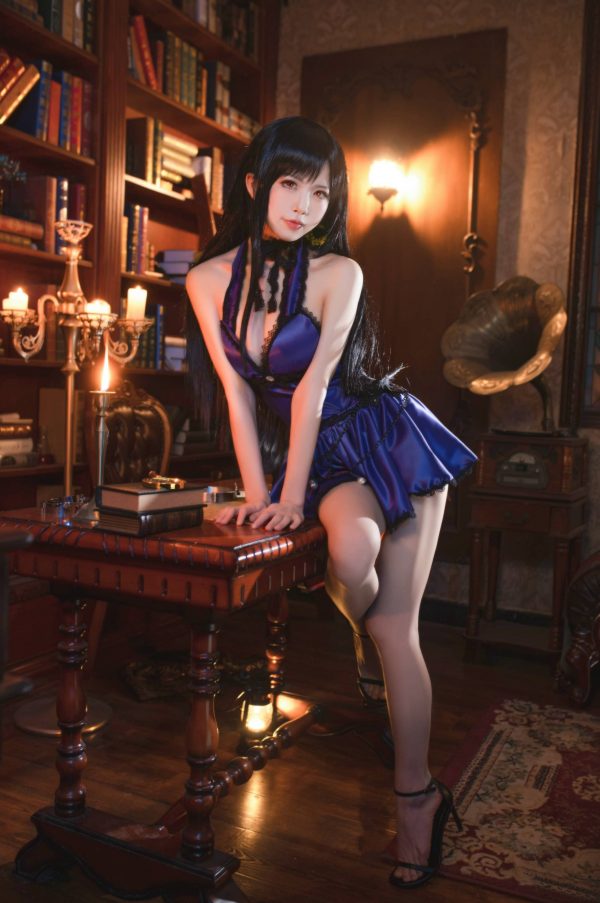 水淼aqua蒂法COS：惊艳诠释第七天堂老板娘的美与柔情_萌VLOG
